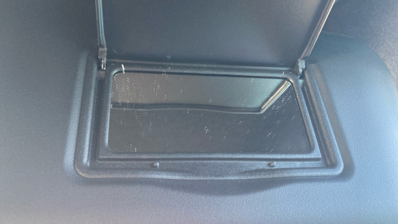 Nissan Juke 1.5 dCi N-Connecta 5dr Diesel Hatchback